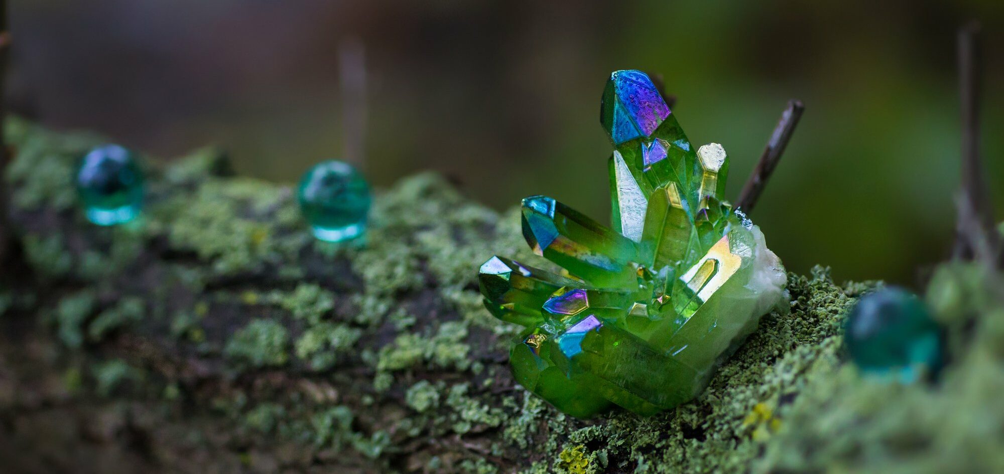 How to charge crystals with the moon WeMystic