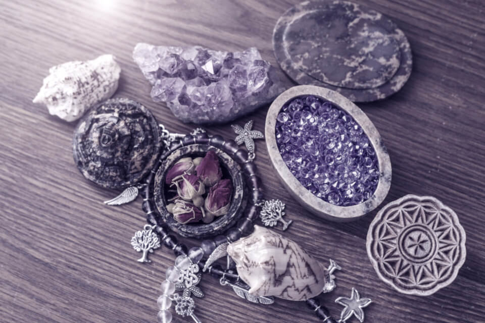 Stones for protection: which one to use? - WeMystic